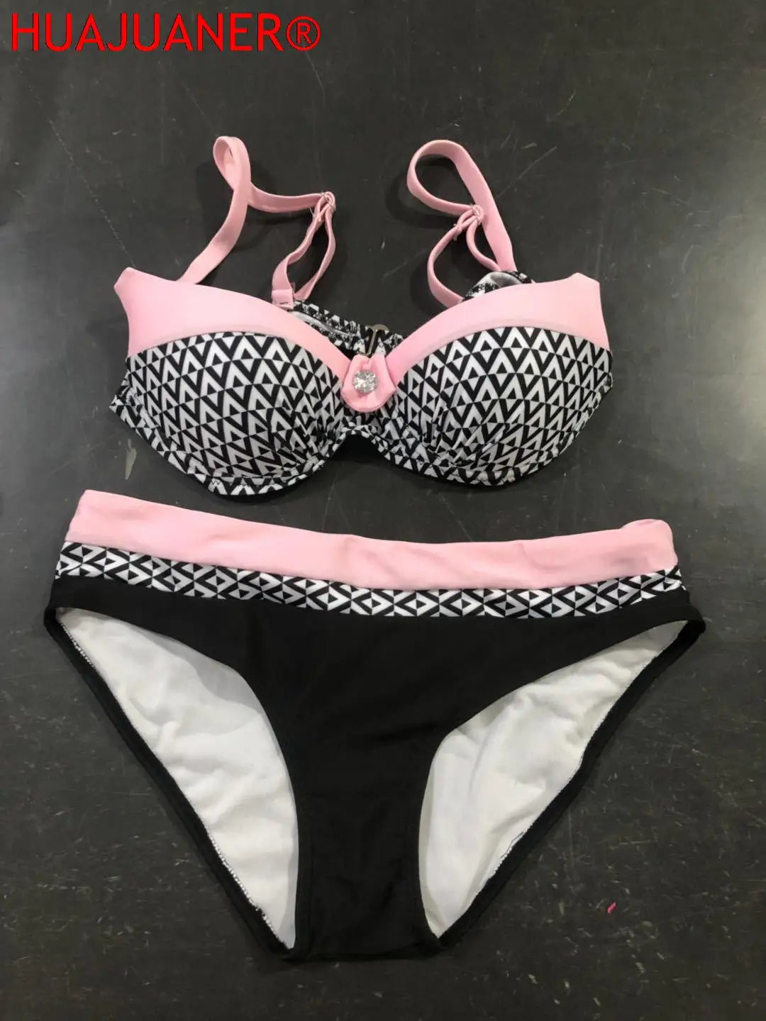 2026 New Swimsuit Red Push Up Bikini Set Women Swimwear Sexy Padded Adjustable Strap Bordered Bikinis Black Bathing Suit Tankini