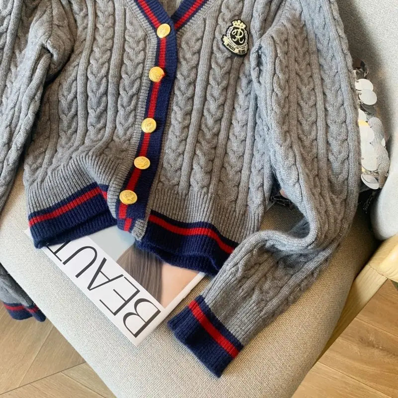 2025 Autumn Winter Preppy Style V-Neck Knitting Long Sleeve Cardigan Women Casual Appliques Single Breasted Female Loose Sweater