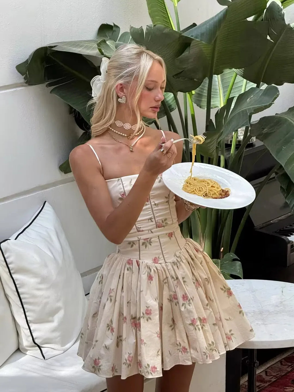YENKYE Sexy Spaghetti Straps Floral Print Mini Dresses Women Low Waist A-line Summer Vacation Party Robe