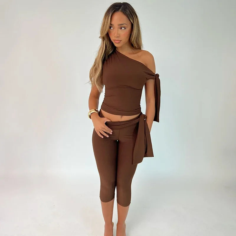 Hugcitar Fashion 2 Pcs Sets Solid One Shoulder Sleeveless Draped Sexy Top Knee Length Pants Women Y2K Outfits Festival Party