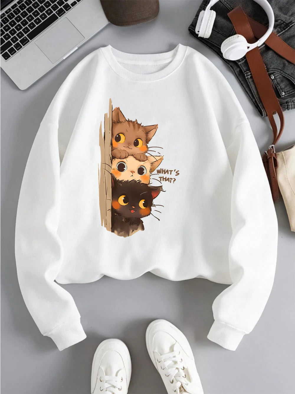 Three Little Cats Are Secretly Watching You Print Hoodie Women Street Loose Sweatshirt Basics Sporty Pullover Winter Clothes