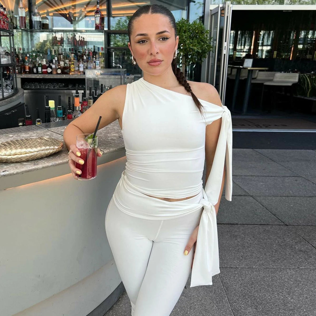 Hugcitar Fashion 2 Pcs Sets Solid One Shoulder Sleeveless Draped Sexy Top Knee Length Pants Women Y2K Outfits Festival Party
