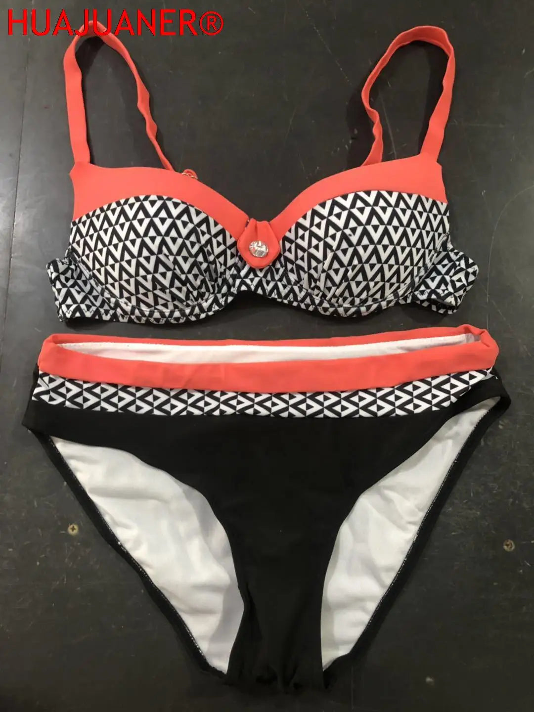 2026 New Swimsuit Red Push Up Bikini Set Women Swimwear Sexy Padded Adjustable Strap Bordered Bikinis Black Bathing Suit Tankini