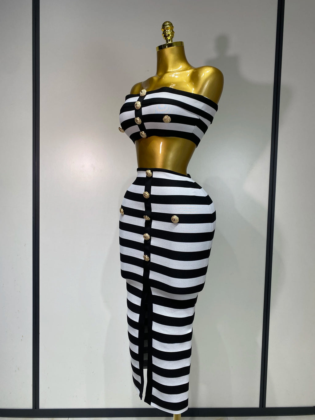 Women Sexy Off Shoulder Striped Button Two Piece Mini Bandage Set 2025 Celebrity Designer Evening Party Luxury Birthday Outfit