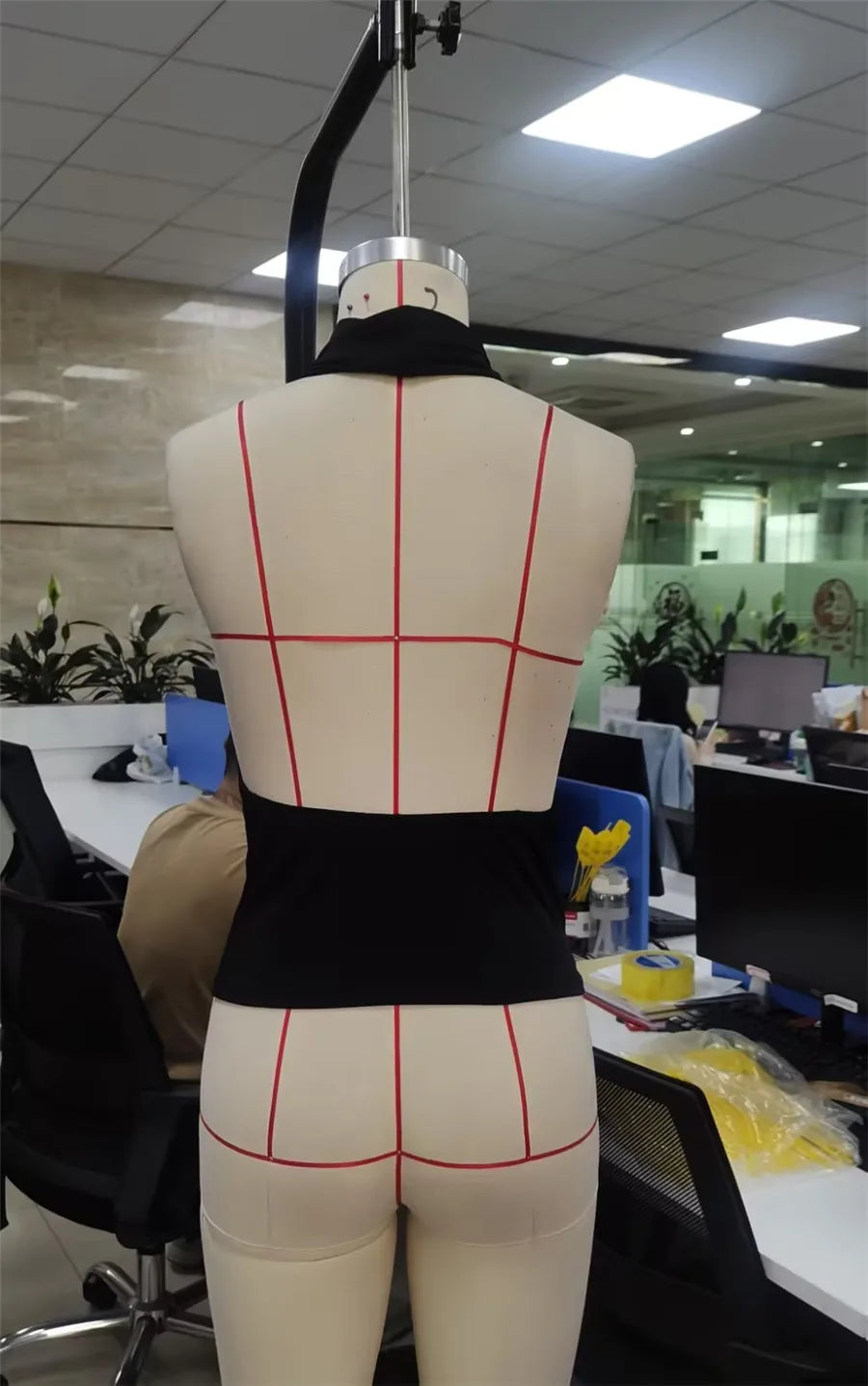 Women Halter Neck Tank Tops Sleeveless Open Back Solid Color Slim Fit Tops Ruched camisole Tops